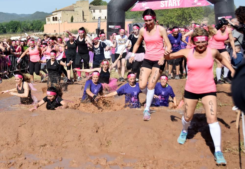 Cursa Muddy Angel Run a l''Oller del Mas