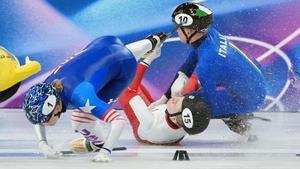 La patinadora Kamila Selier sufrió un aparatoso corte cerca del ojo