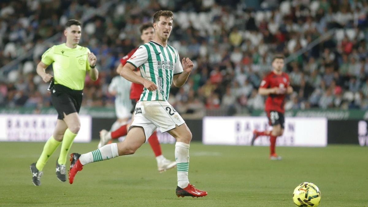 Del foco al ostracismo: Pedro Ortiz, el gran olvidado en la medular del Córdoba CF