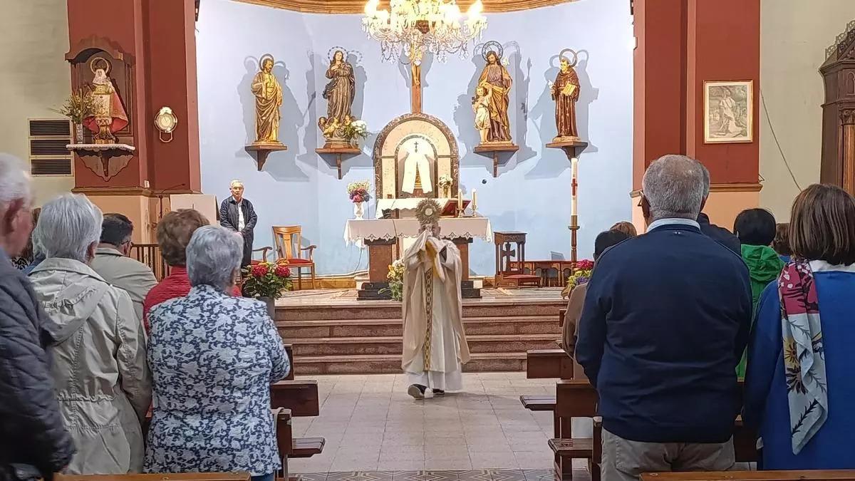 Un momento de la Eucaristía del Corpus de Feleches, en una edición anterior.