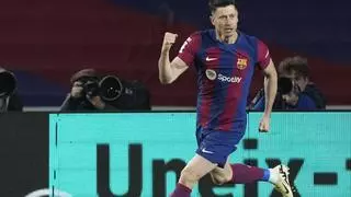 La cabeza salva al Barça de la tormenta ante el Valencia