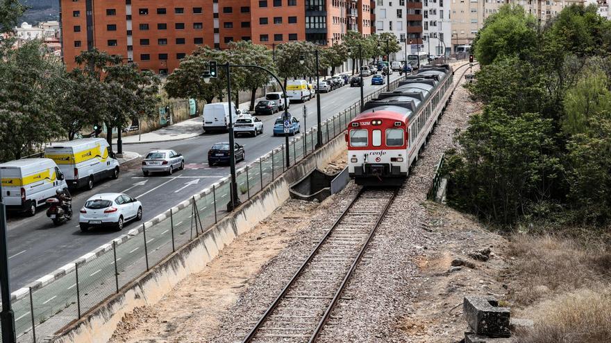 Luz para el tren Alcoy-Xàtiva tras 40 años de sombras