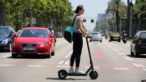 Los patinetes eléctricos se apoderan de las calles de Barcelona