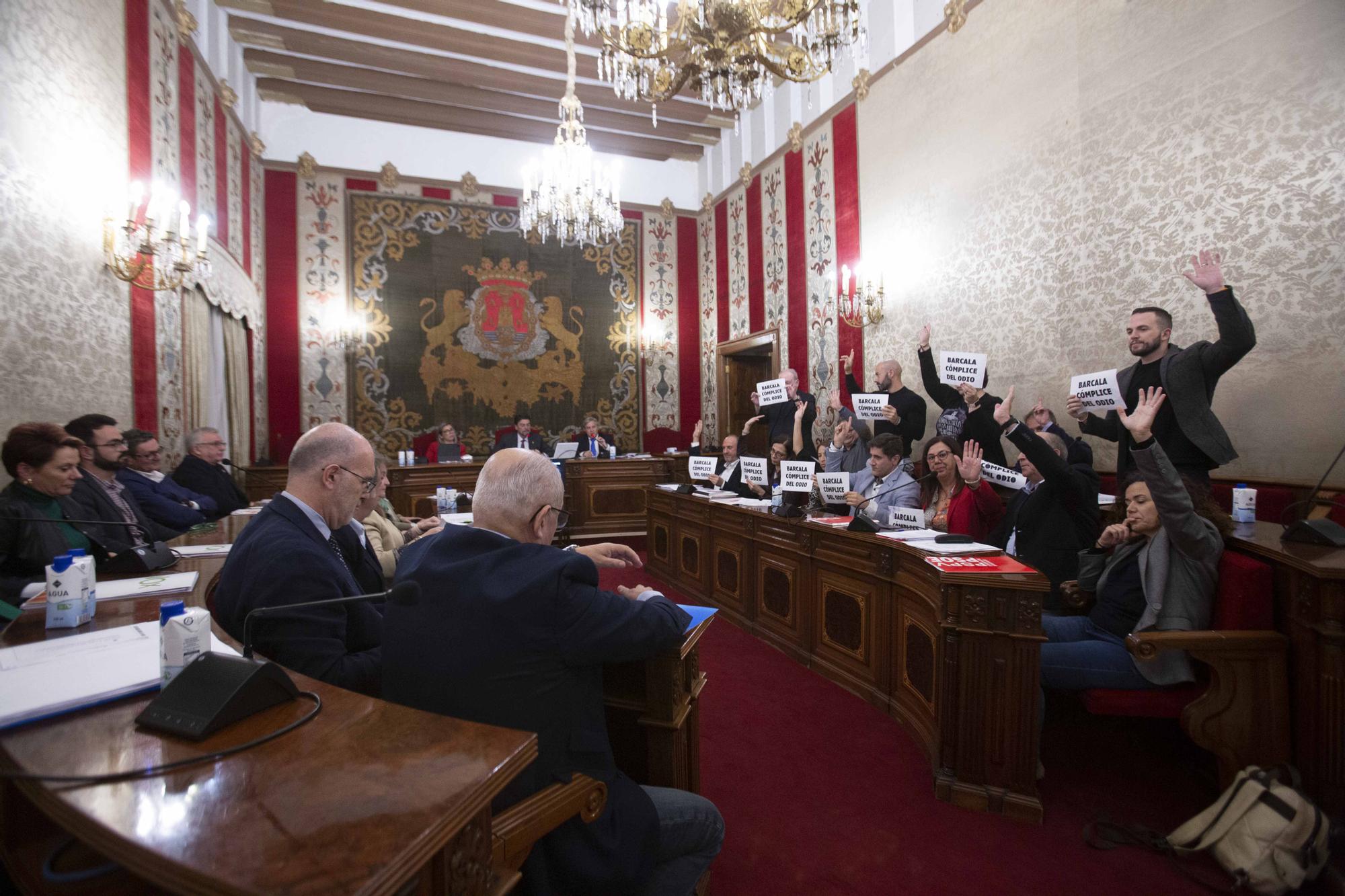 El bipartito se une a Vox en contra de la retirada de vestigios franquistas de las calles de Alicante