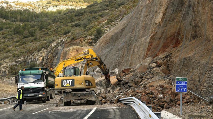 La A-23 continua cortada en Monrepós en sentido Francia