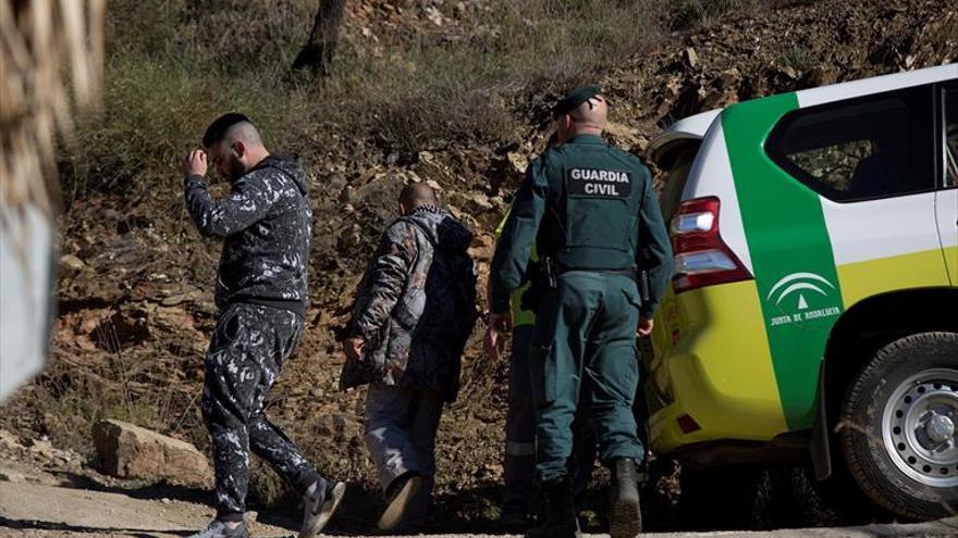 Buscan al niño que cayó dentro de un pozo en Málaga por tres vías diferentes