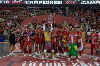 Un heroico Jimbee Cartagena vuelve a conquistar la liga
