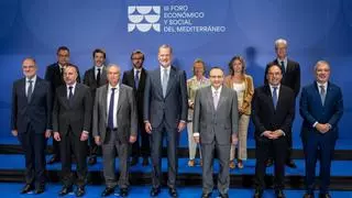 Felipe VI reivindica el Mediterráneo como espacio de "diálogo" ante los retos del siglo XXI