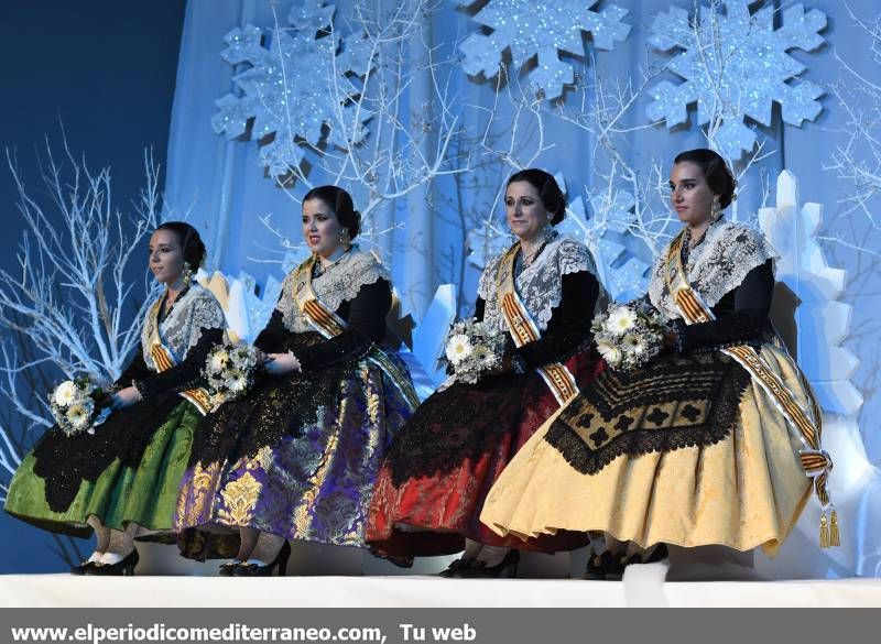 GALERÍA DE FOTOS -- La gaiata 11, Forn del Plà, presenta a sus madrinas en el Palau de la Festa