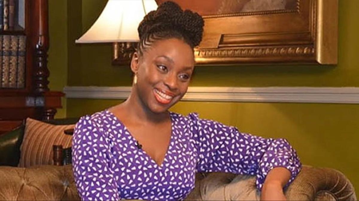 La escritora Chimamanda Ngozi Adichie.