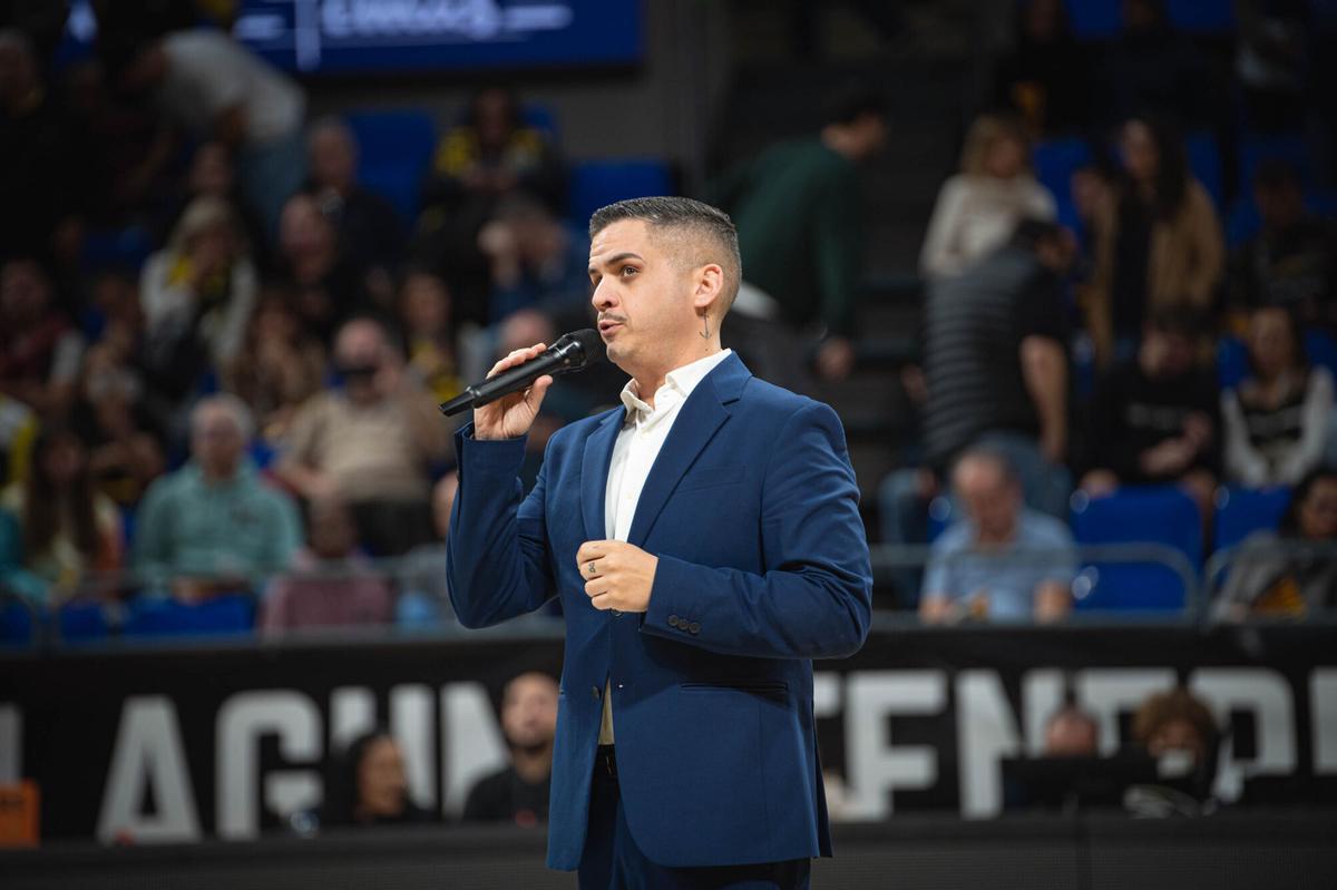 El partido La Laguna Tenerife CB Canarias-CB Gran Canaria, en imágenes