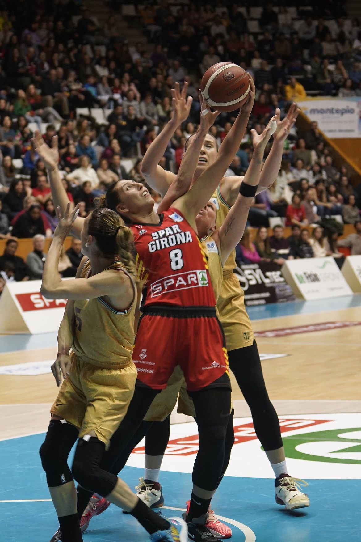 Les millors fotos del Spar Girona - Barça CBS