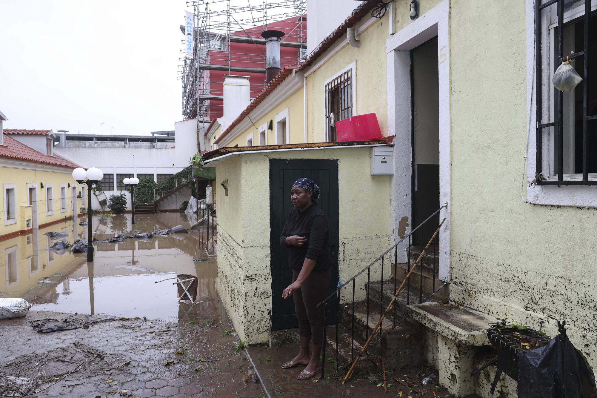 Lisboa sucumbe al aguacero: "¡Quédese en casa!"