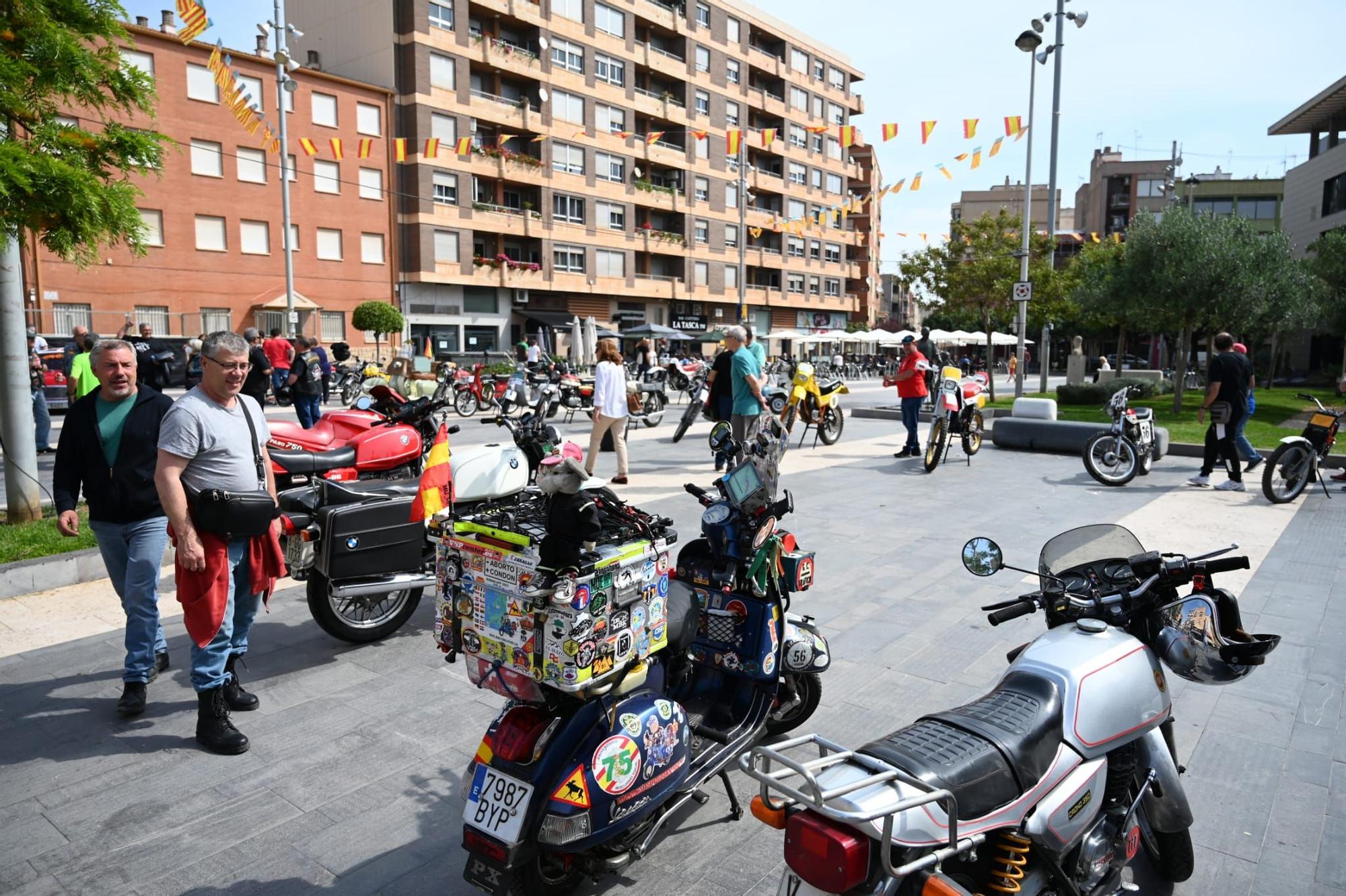 Exposición de motos clásicas y de competición en Almassora