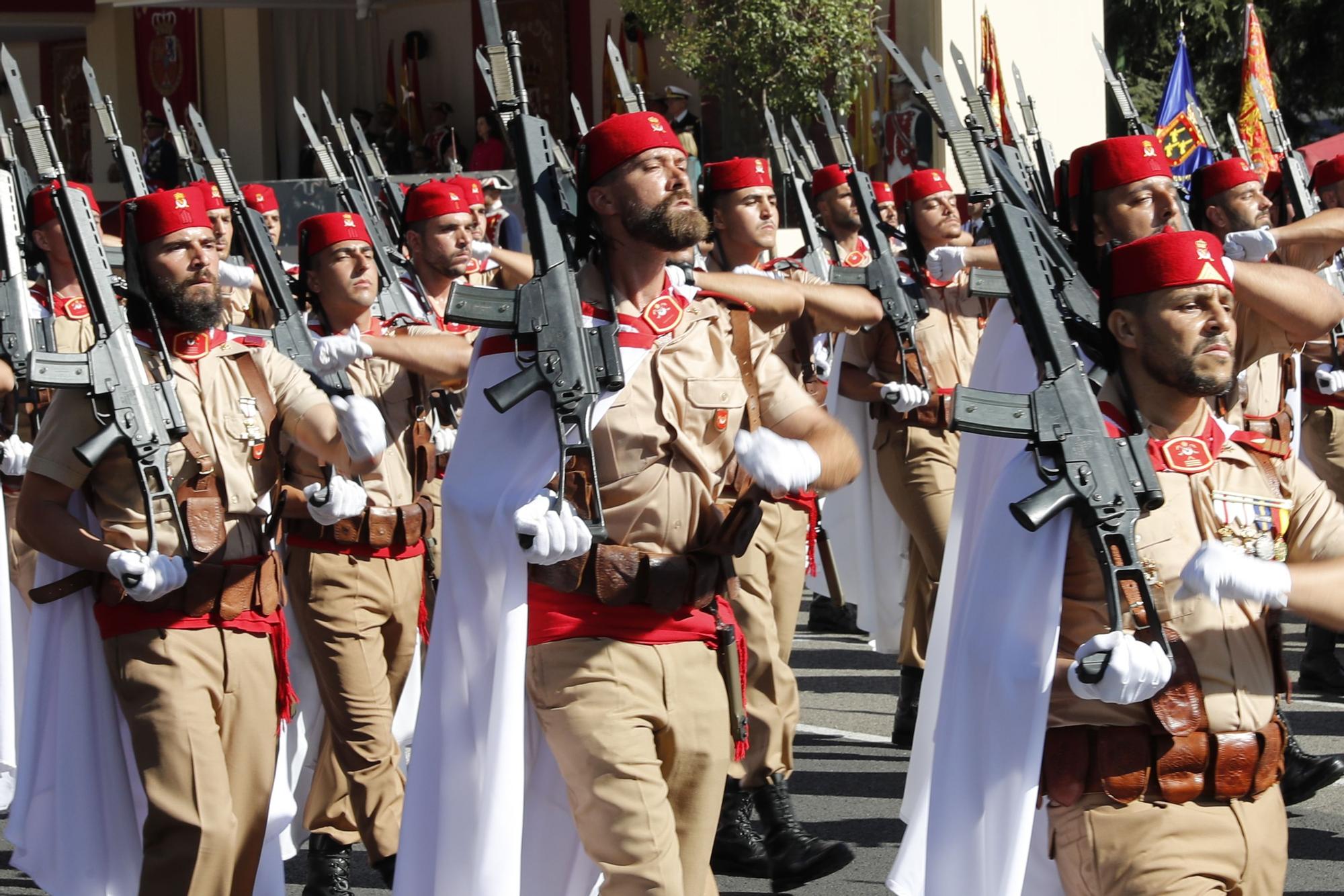 Más de 4.000 militares en desfile del 12-O que recupera el brillo prepandemia