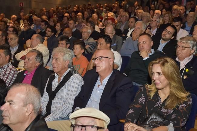 Presentación del libro sobre el entrenador de ...