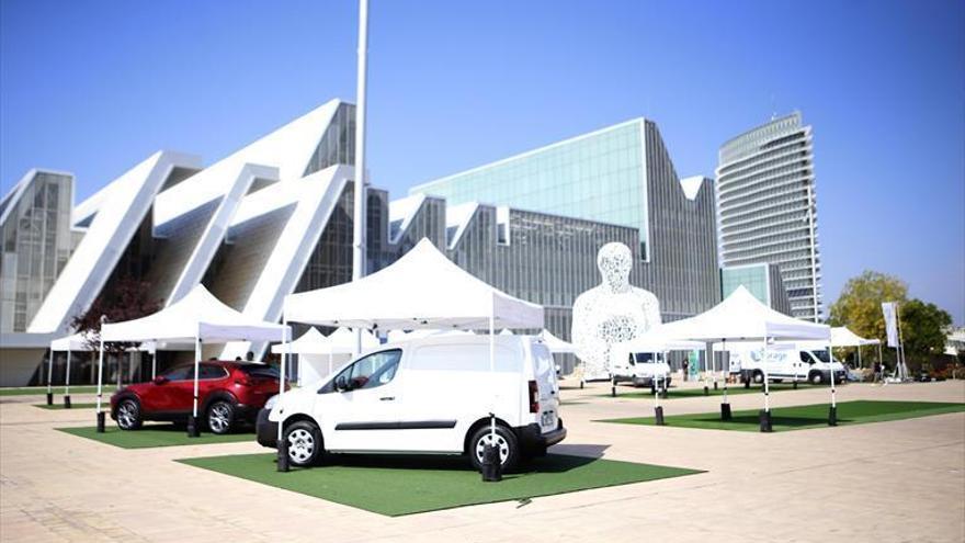 Los vehículos ‘verdes’ toman el recinto Expo