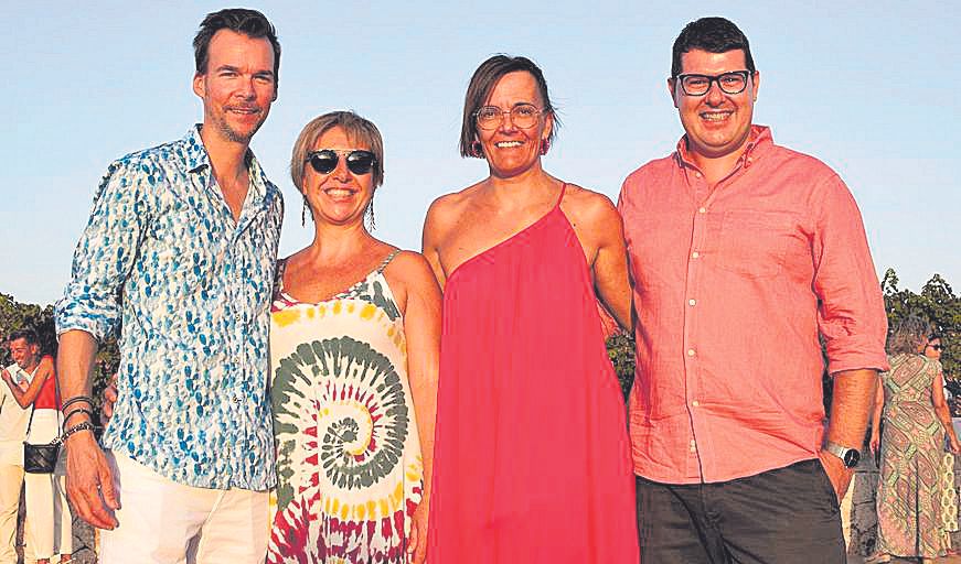 Joan Moyà, Marga Canet, Silvia Carol y Toni Fernández.