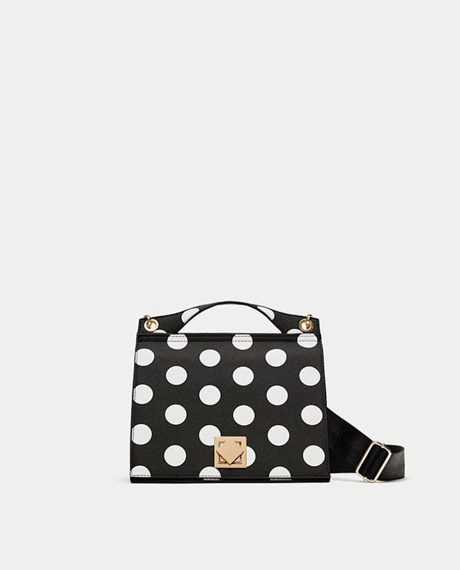 Bolso 'city' con lunares blancos