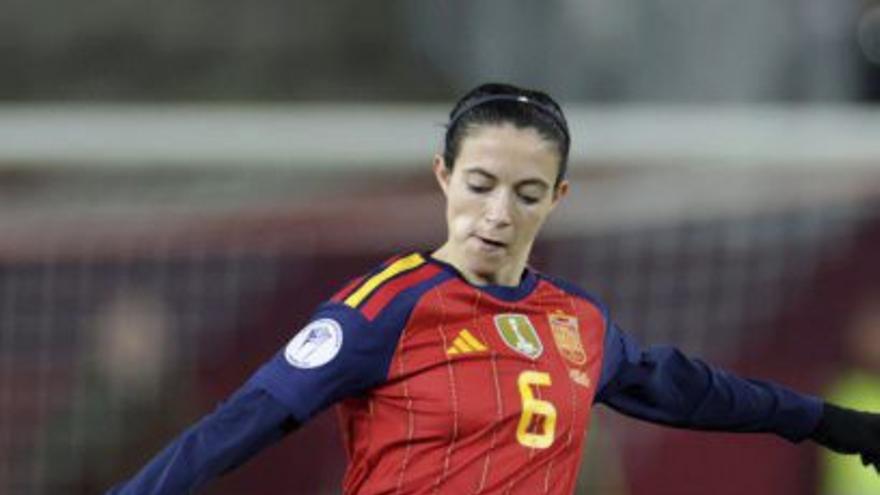 Aitana Bonmatí, operada, se perderá cinco meses por lesión