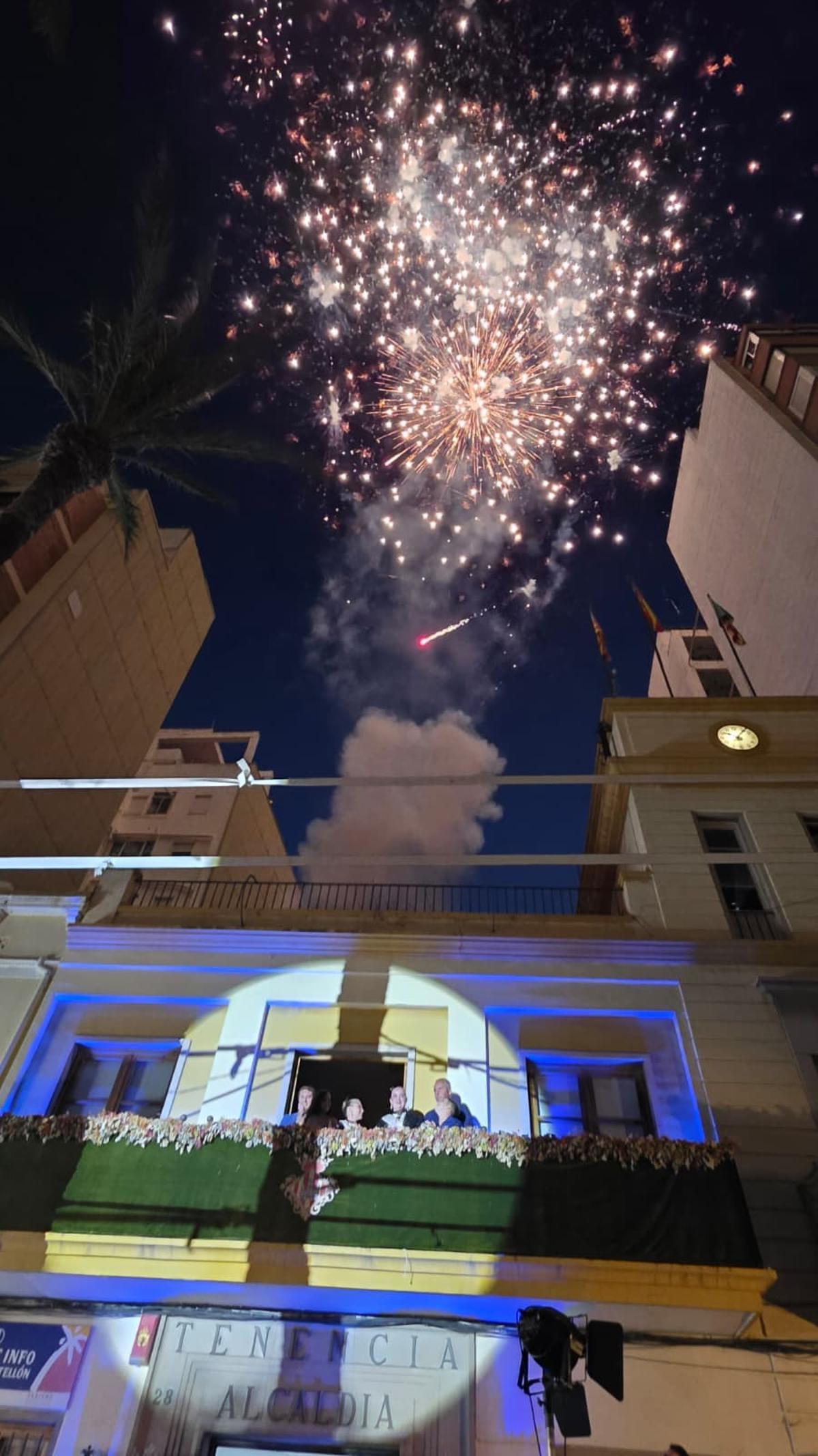 Remate pirotécnico que pone fin a las fiestas marineras de este año.