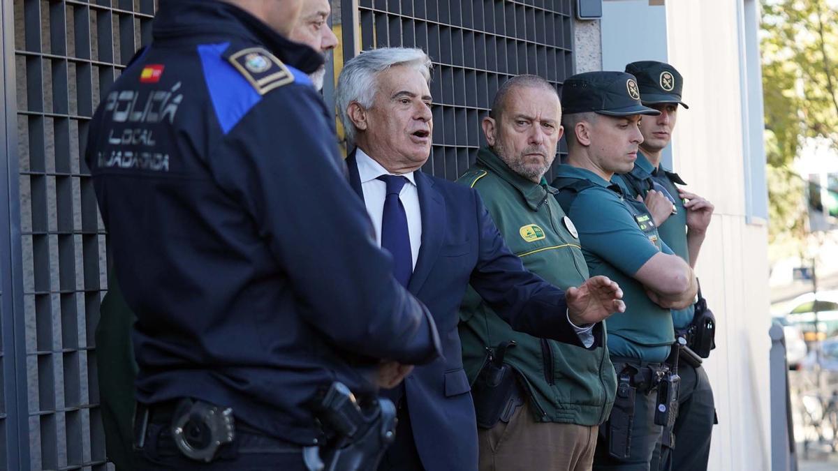 Pedro Rocha candidato a la presidencia de la RFEF, sale de los juzgados de Majadahonda tras declara como testigo en la causa conocida como Caso Brody.