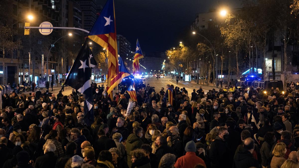 Concentración para cortar el tráfico en Barcelona en la que ha participado Laura Borràs.