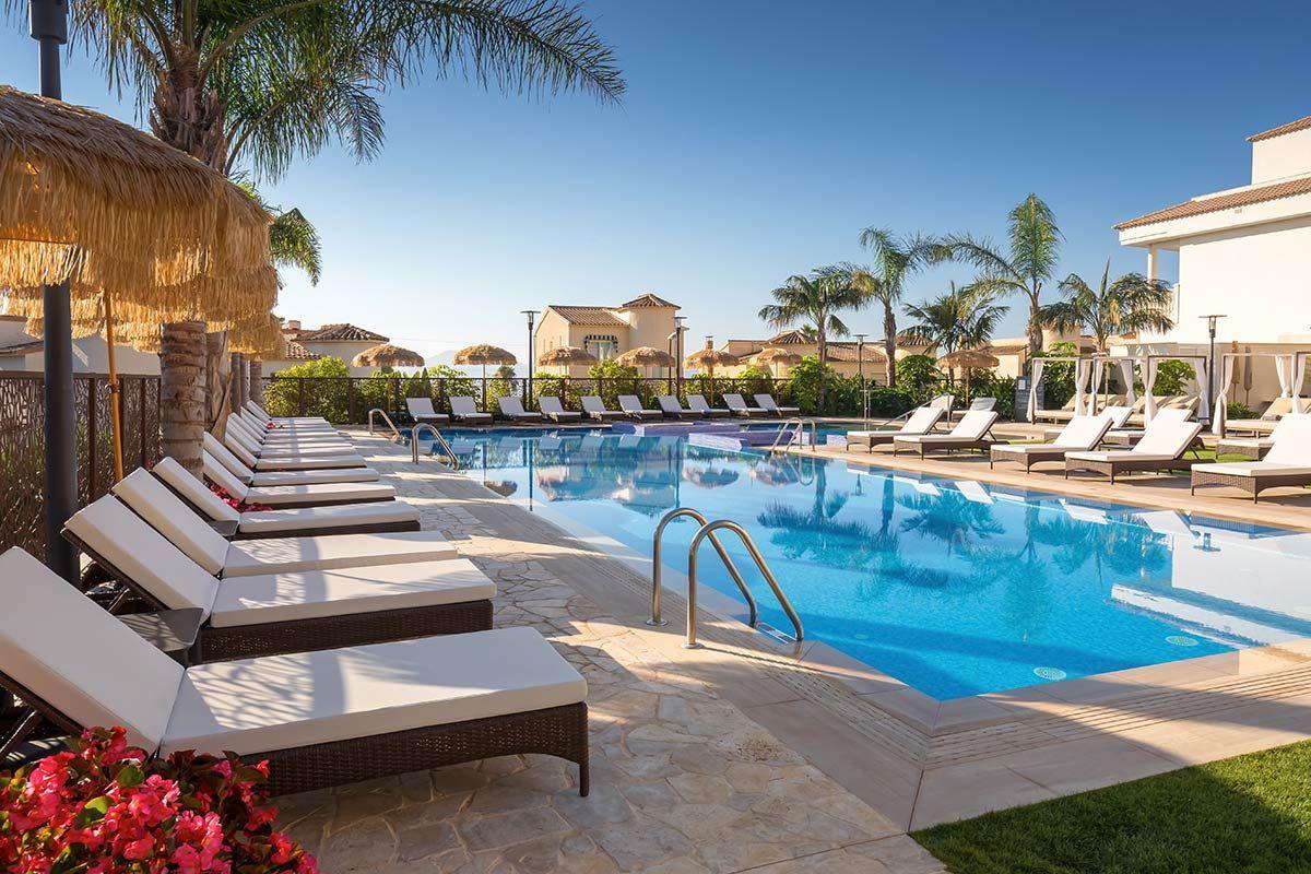 Hotel Barceló Nucía Hills piscinas