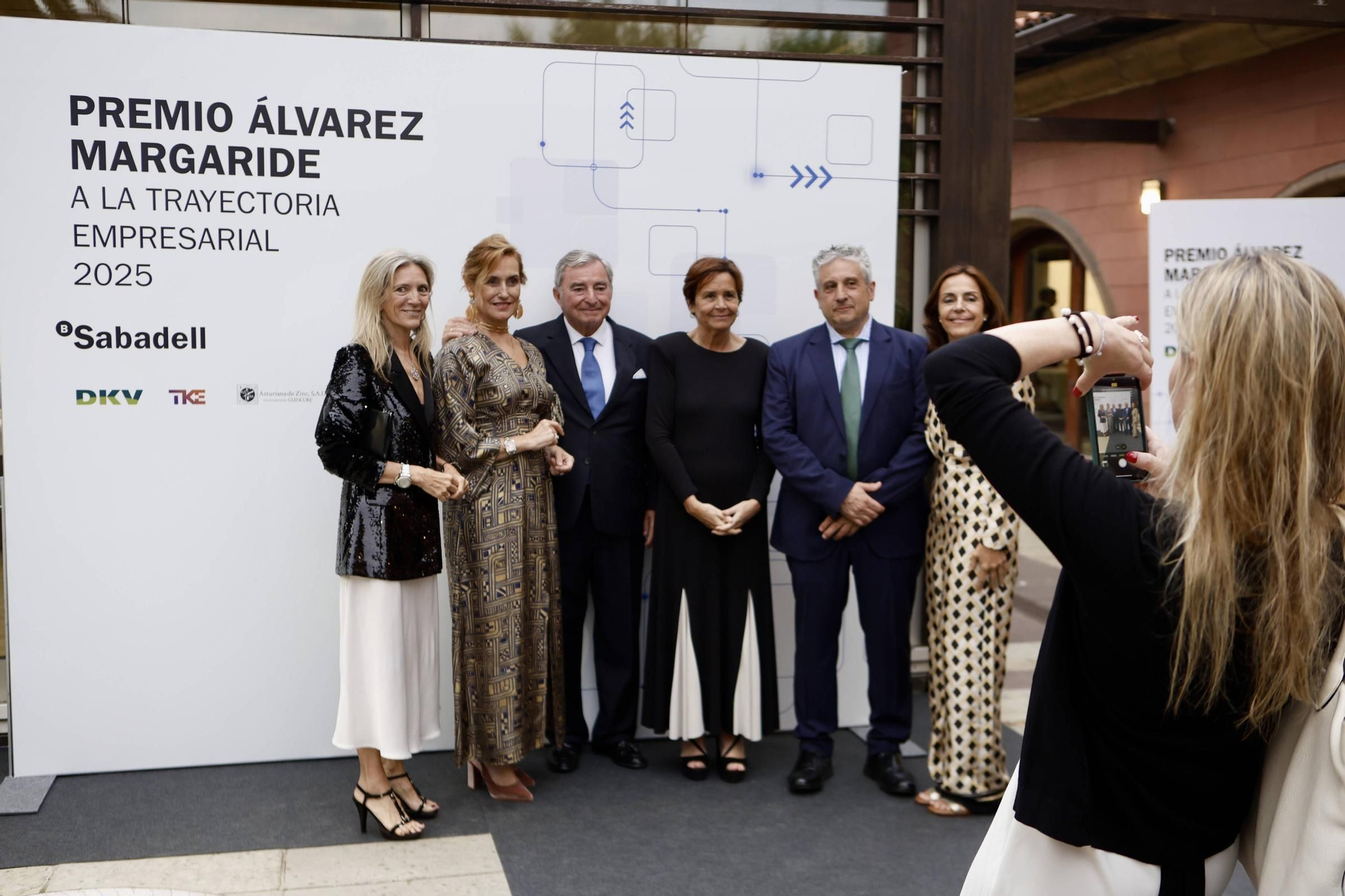EN IMÁGENES | Entrega del XIV Premio Álvarez Margaride a Luis Rodríguez-Ovejero