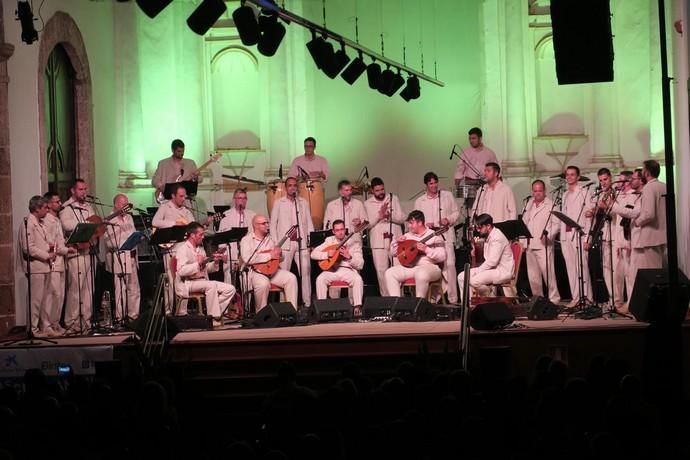 Calicanto en el Convento Santo Domingo de la Villa de Teguise con Voces Solidarias