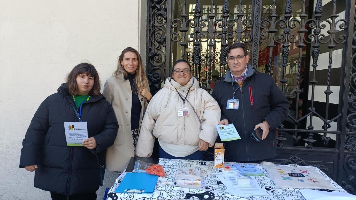 Plena Inclusión Aragón apoya la labor de sensibilización de Los que no se rinden, la primera asociación de España formada por personas con discapacidad intelectual.