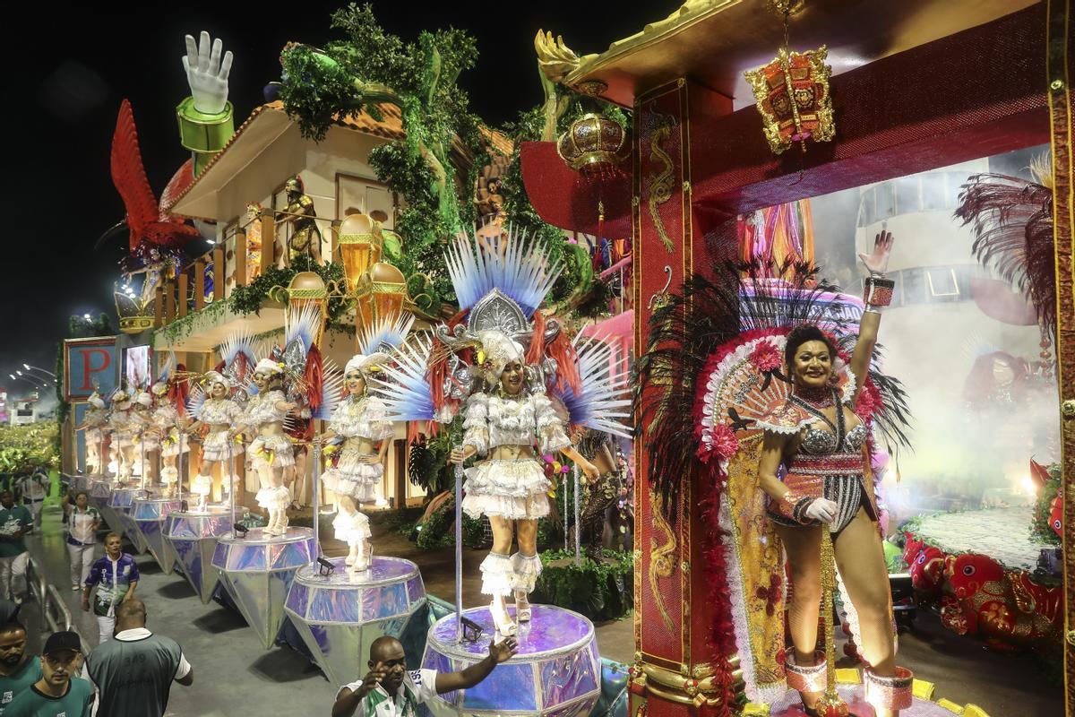 El carnaval de Sao Paulo recupera el esplendor tras la pandemia