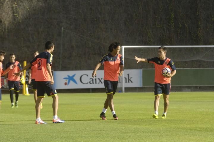 ENTRENAMIENTO DE LA UD LAS PALMAS