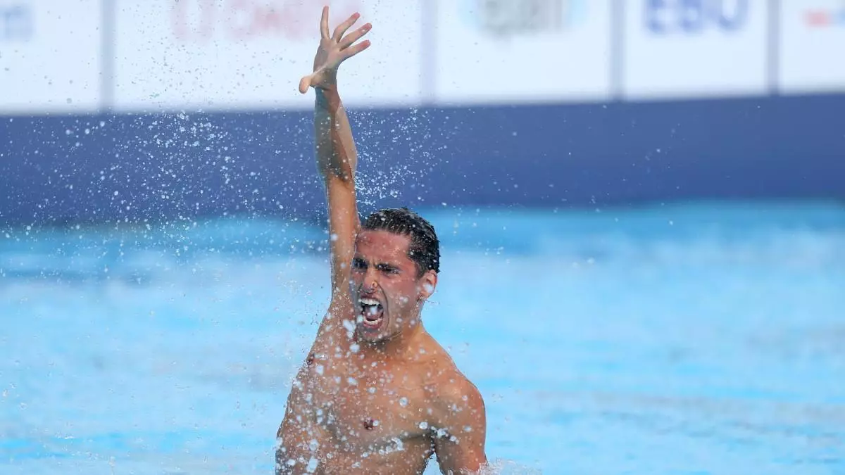 Dennis Gonz芍lez suma su tercer oro tras imponerse final d迆o mixto libre junto con Iris Ti車