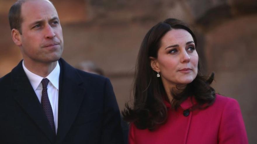 El Príncipe William retoma sus funciones tras la confirmación del cáncer de su esposa Kate Middleton