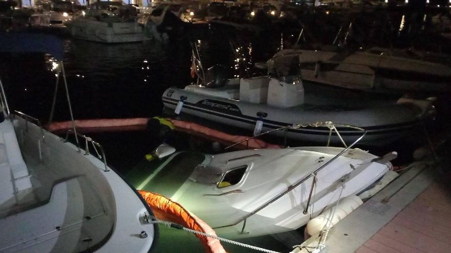 L'embarcació enfonsada a Roses