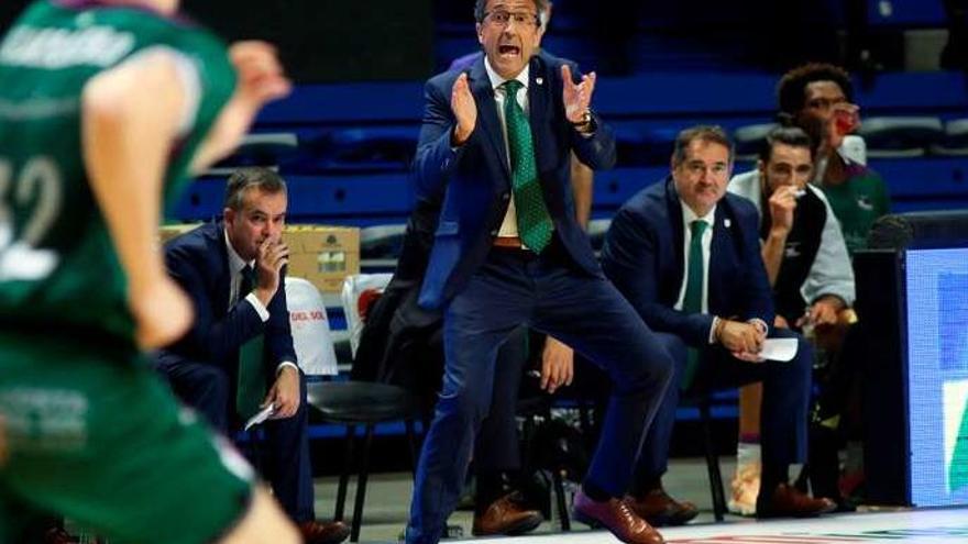 Luis Casimiro compareció tras el partido que acabó con victoria cajista ante el Valencia Basket.