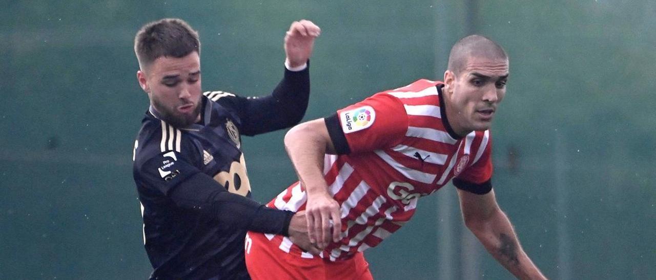 Oriol Romeu, amb la samarreta del Girona.