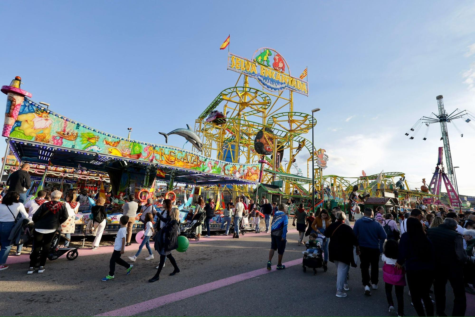 En imágenes | Una tarde en las ferias, un clásico que nunca defrauda en las Fiestas del Pilar