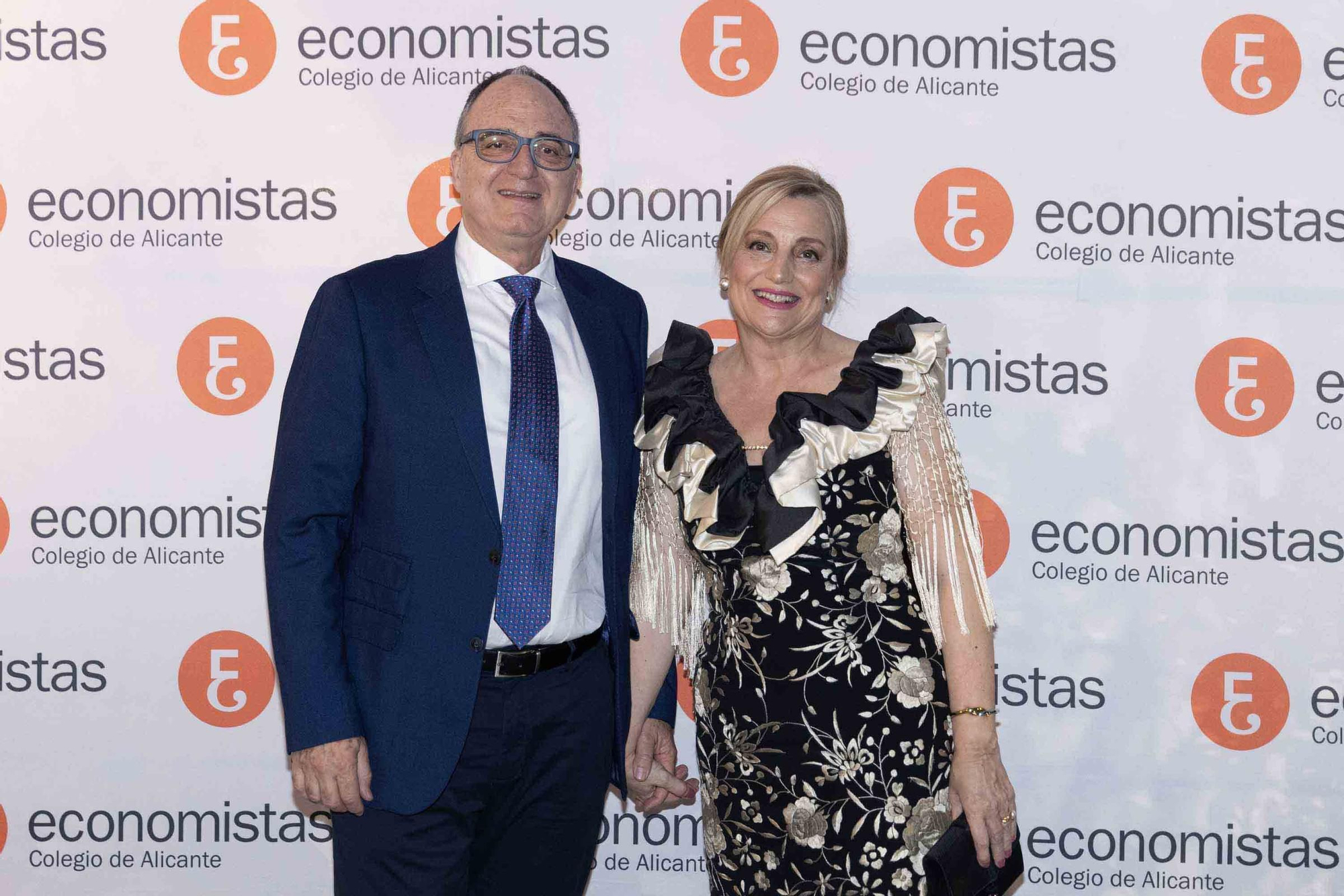 El Colegio de Economistas de Alicante celebra su cena anual en honor a su patrón