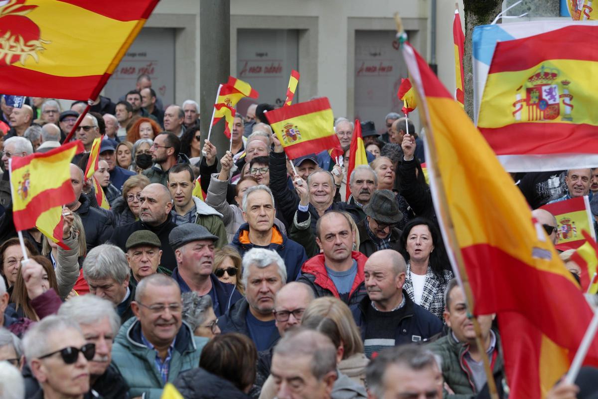 Protestas en Lugo, Galicia, en contra del acuerdo de amnistía entre el PSOE y Junts