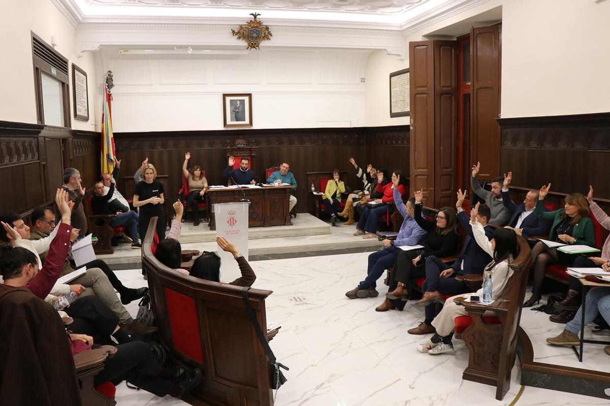 Votación unánime en un reciente pleno de Sagunt.