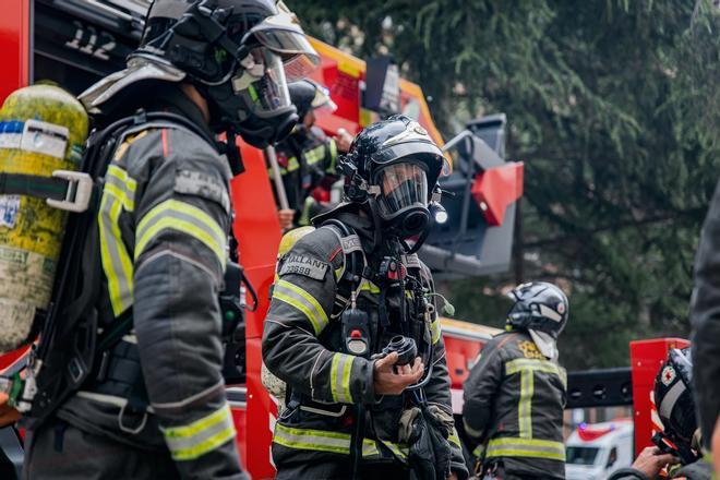 La Fiscalía investiga a un bombero del parque de la Zona Franca de Barcelona por violar a una mujer