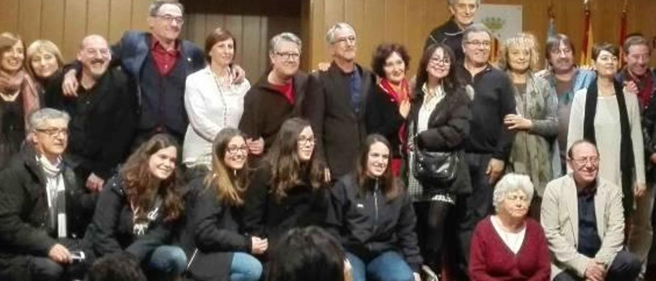 Los poetas Marzal y Cabrera celebran los 50 años del IES Camp de Morvedre