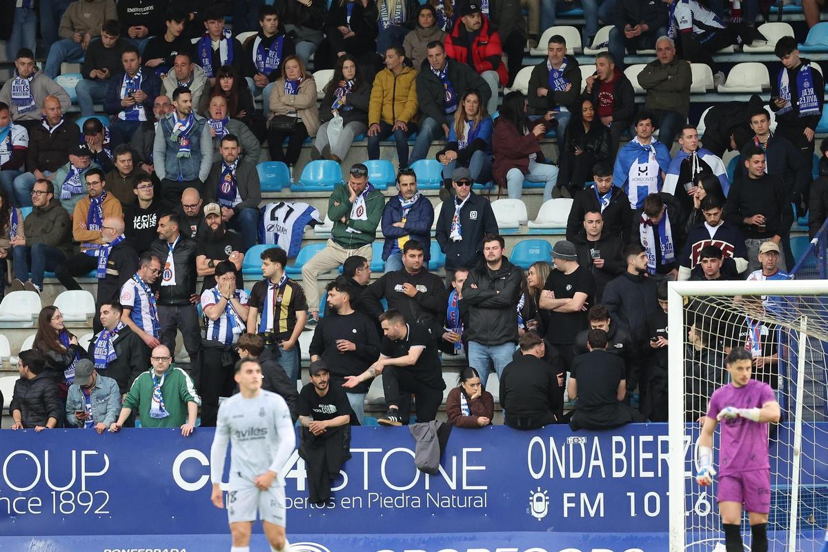 Las imágenes de la derrota del Avilés ante la Ponferradina