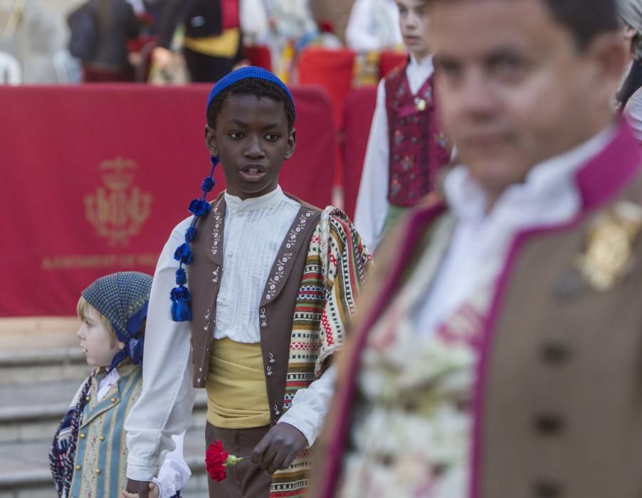 Primer día de Ofrenda de Fallas