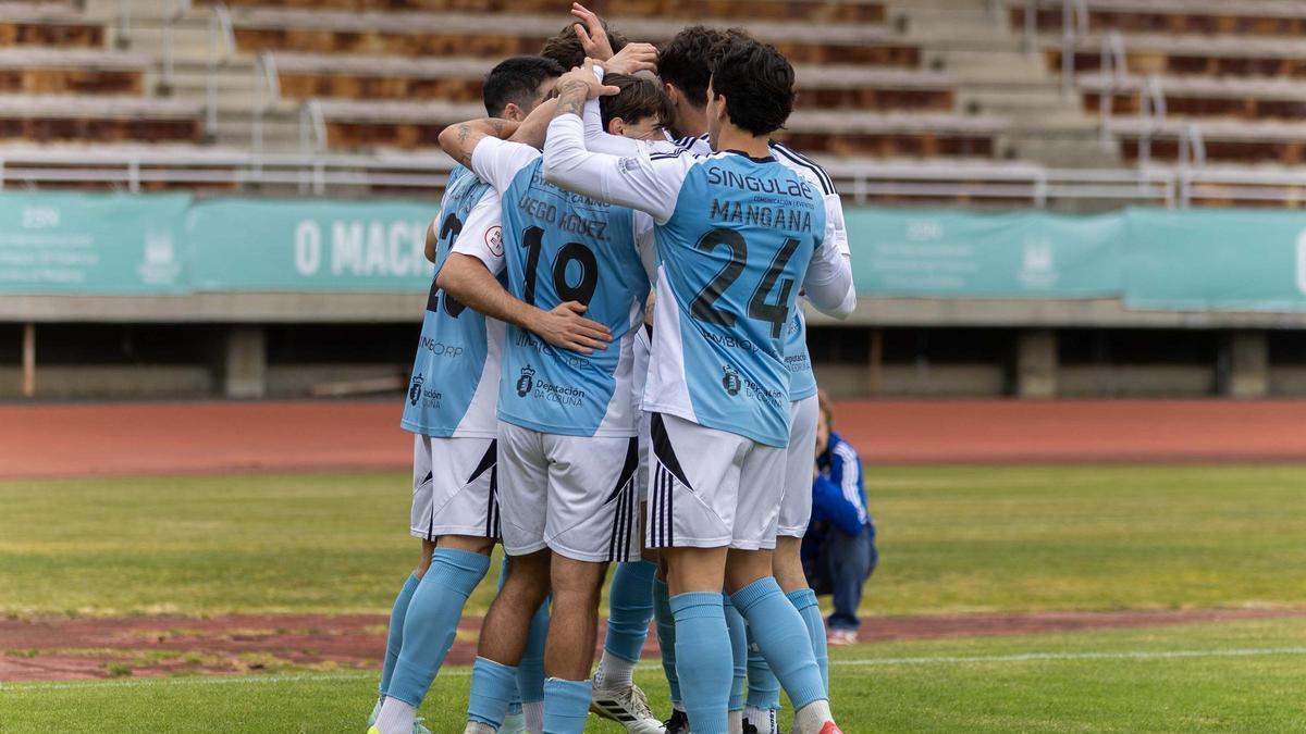 El Compos se reencuentra y golea al Gran Peña