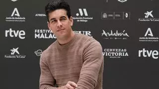 Se confirma la relación de Mario Casas con una exparticipante de 'La isla de las tentaciones'