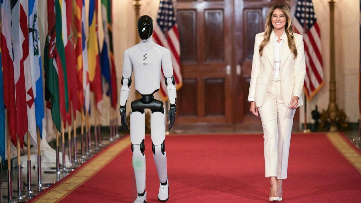 La primera dama de EE. UU. impulsa la educación en IA junto a un robot humanoide