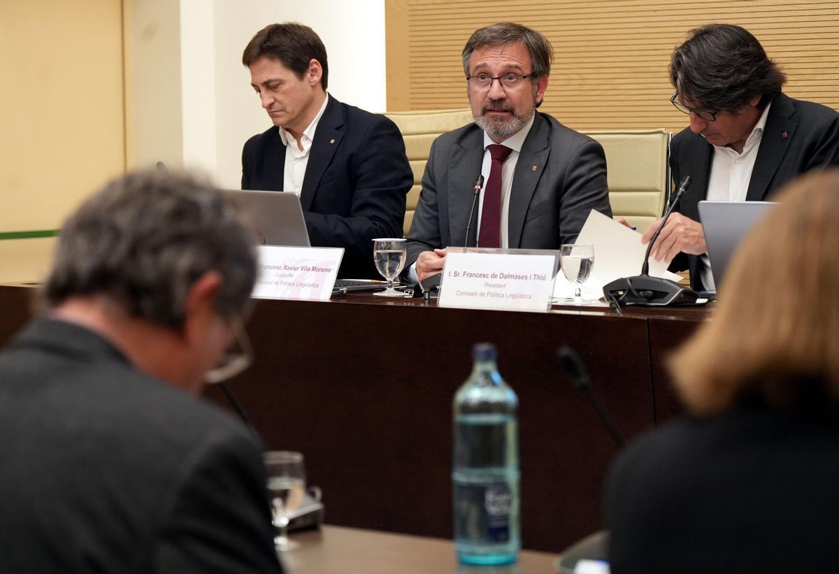 El conseller de Política Lingüística, Francesc Xavier Vila, en la comisión de Política Lingüística del Parlament